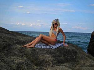 View Norah (24) in Connecticut | Local Adult Dating Tonight