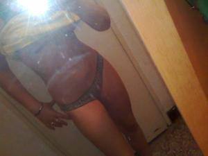 Marissa (23) in North Carolina | Casual Dating with Older Men