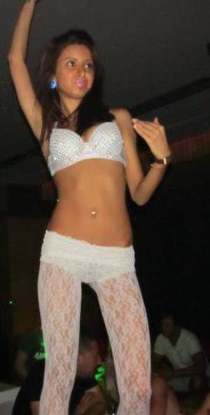 Melanie (21) from California profile image