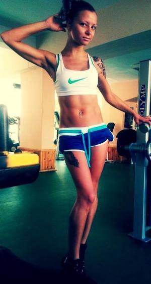 Photo of Aubrey (27) from California dating profile