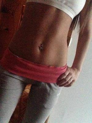 Annette (19) | Illinois Adult Dating and Private Meetups