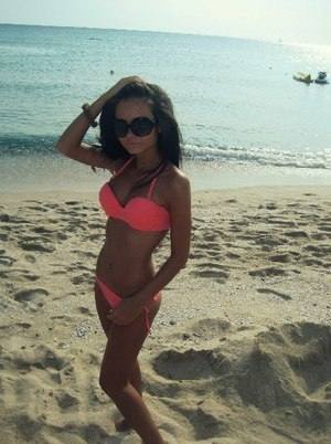 Local Illinois Profile: Nia (27) | Older Men Welcome