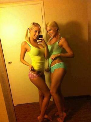 Meet Melanie from Illinois (24) | Discreet Adult Dating