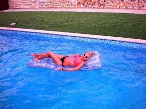 Ellie, 23, Alberta | Tonight Casual Encounters