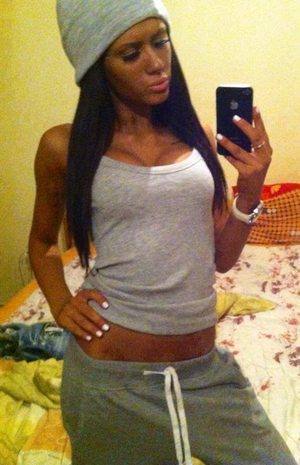 Connect with Anabel (25) in New York | Adult Dating