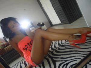 Chat with Viviana (30) | Tennessee Hookups Available Now