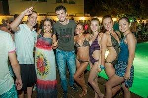 Debra, 26 from New York | Older Men and Younger Women Dating