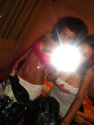 Chat with Maranda (18) | Alberta Hookups Available Now