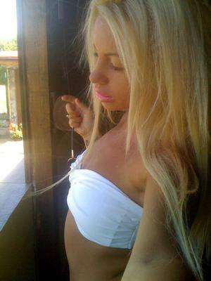Chat with Lizette (28) | Missouri Hookups Available Now