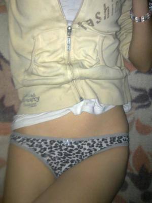 Chat with Megan (20) | Missouri Hookups Available Now