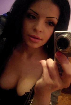 Britteny from  is looking for adult webcam chat