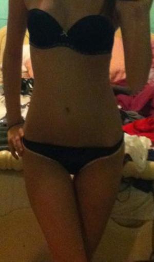 Idella from Koleen, Indiana is looking for adult webcam chat