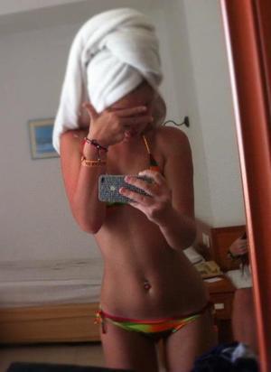 Catherin from Urie, Wyoming is looking for adult webcam chat