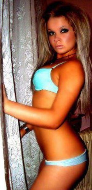 Hermine from Live Oak, California is looking for adult webcam chat
