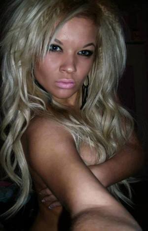 Lilliana from Council Grove, Kansas is looking for adult webcam chat