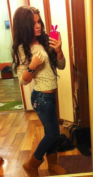 Evelina from Cheyenne Wells, Colorado is looking for adult webcam chat