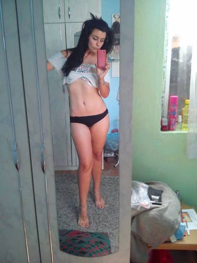 Escorts like Dahlia are down to fuck you now!